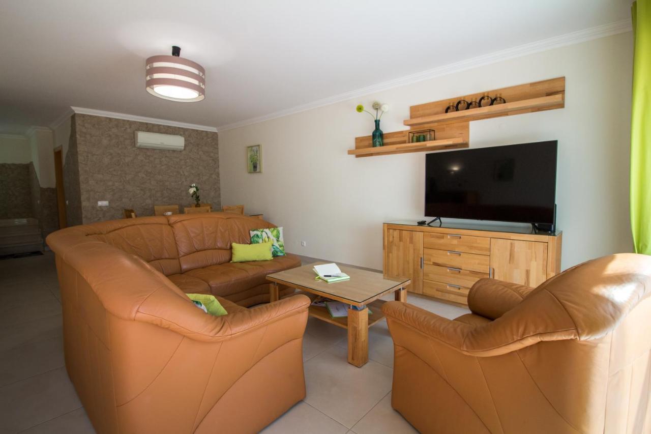Cliff-Top Townhouse With Stunning Ocean Views Carvoeiro  Eksteriør bilde